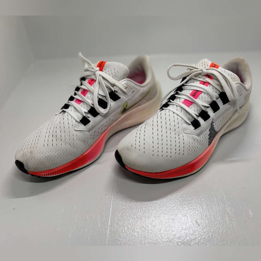 Nike Air Zoom Pegasus 38 Women’s 7.5 White Pink Running Shoes Athletic Trainers - Picture 2 of 11